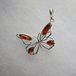 Pendentif papillon goutte d'Ambre